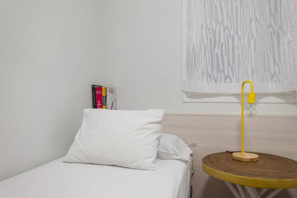 Art House Renoir Plaza Universitat Sant Antoni