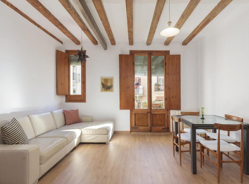 Authentic flat in Poble Sec - Paralelo 4 Authentic flat in Poble Sec - Paralelo