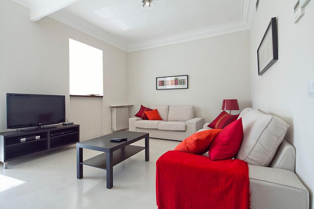 Central and Spacious Family Apartment 5 Central and Spacious Family Apartment