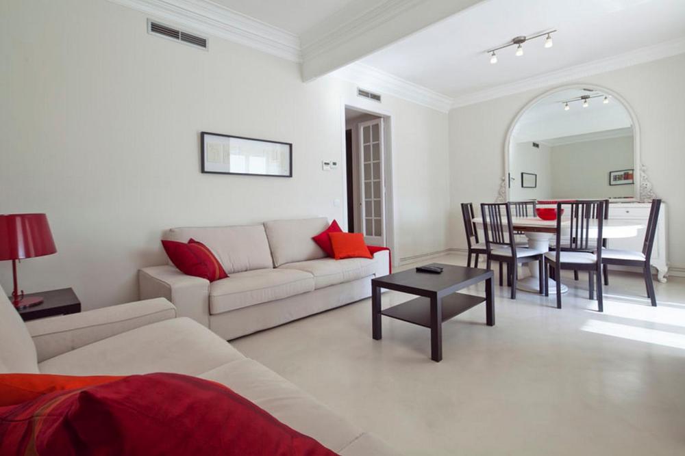 Central and Spacious Family Apartment 6 Central and Spacious Family Apartment
