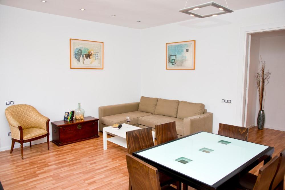 Claris Apartments 1 Claris Apartments