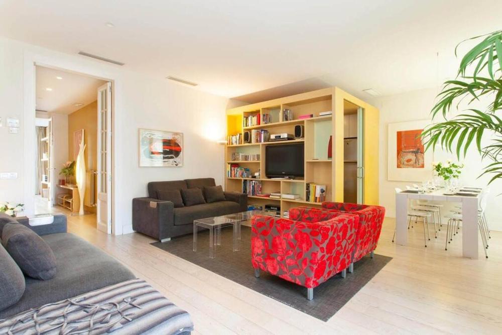 Classy 3bed 3bath apartment in Eixample 5 Classy 3bed 3bath apartment in Eixample