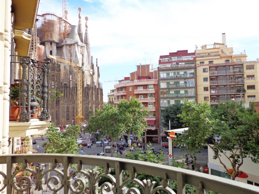 Gaudi Sagrada Familia 1 Gaudi Sagrada Familia