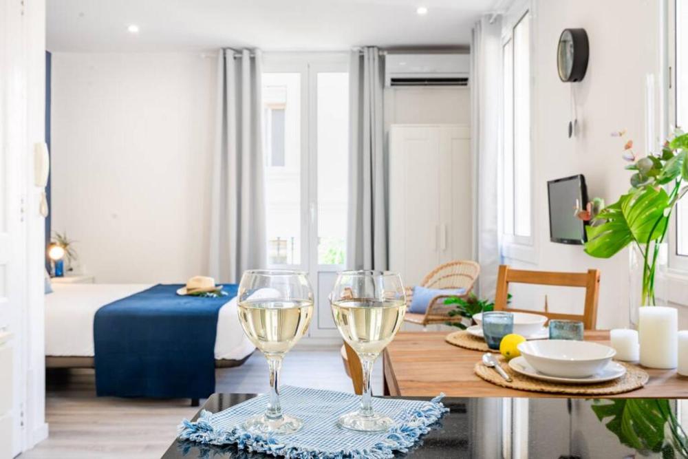 Lodging Apartments Barceloneta Beach Studio 4 Lodging Apartments Barceloneta Beach Studio