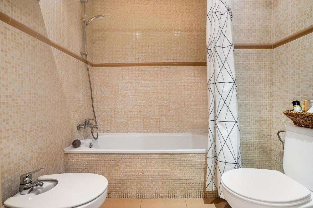 Lodging Apartments Liceu G2 1 Lodging Apartments Liceu G2
