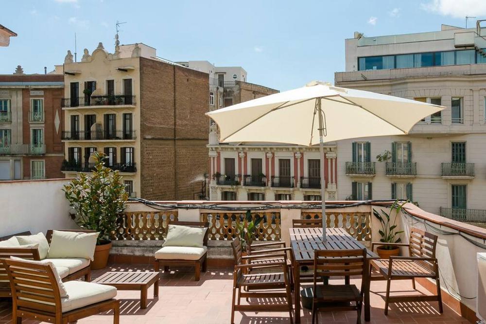 Luxurious and centric with awesome rooftop terrace 2 Luxurious and centric with awesome rooftop terrace