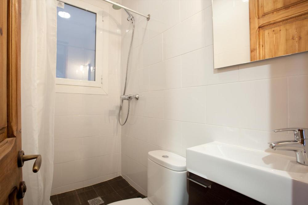 Modern 2-bedroom apartment near Sagrada Familia 5 Modern 2-bedroom apartment near Sagrada Familia