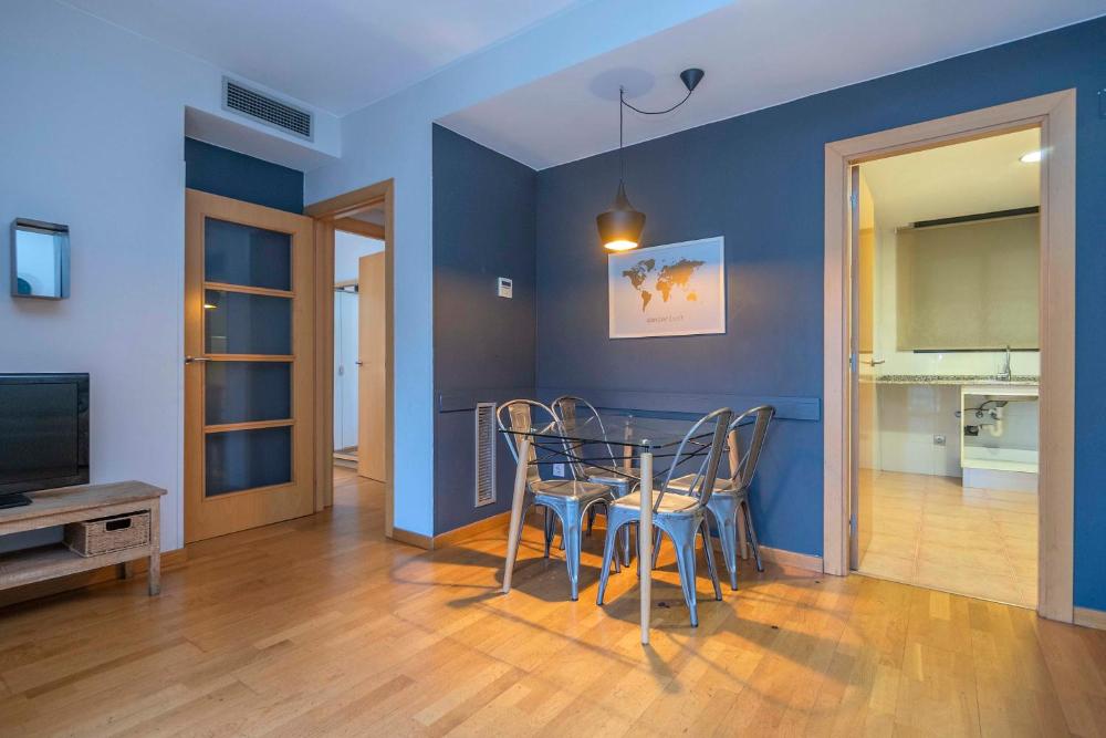 Modern and bright apartment in Eixample 2-1 1 Modern and bright apartment in Eixample 2-1
