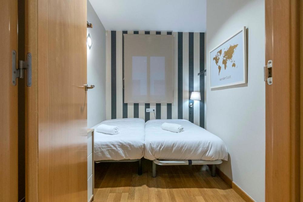 Modern and bright apartment in Eixample 4-2 5 Modern and bright apartment in Eixample 4-2