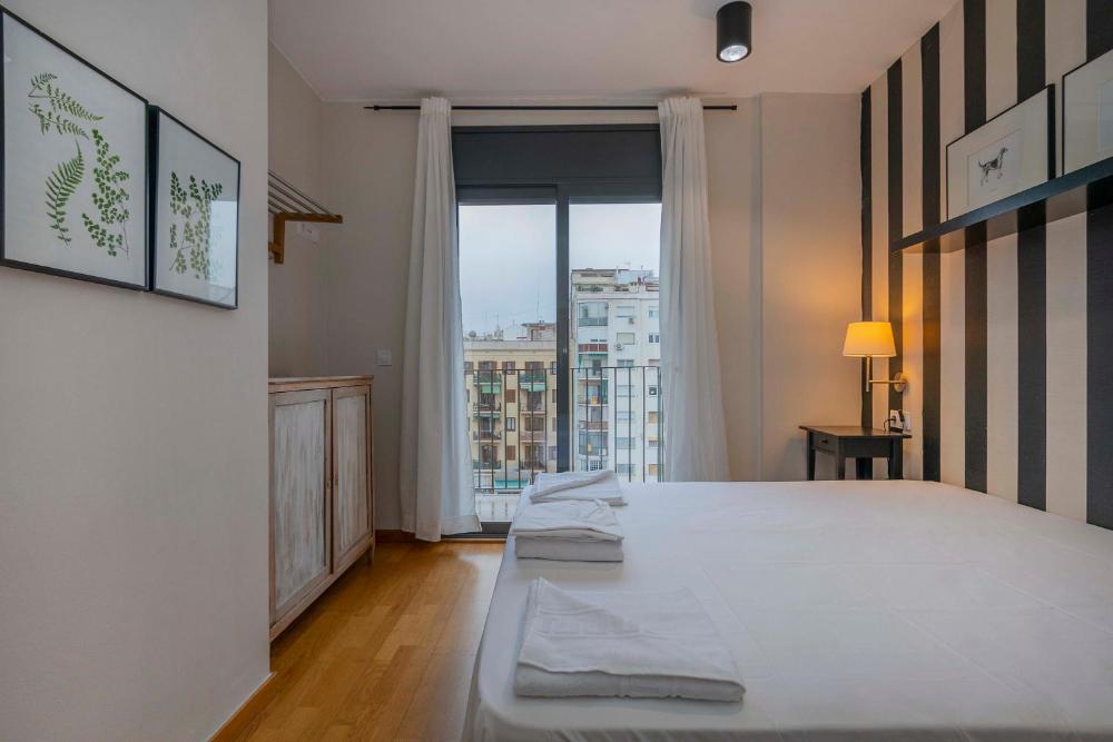 Modern and bright apartment in Eixample 5-1 2 Modern and bright apartment in Eixample 5-1