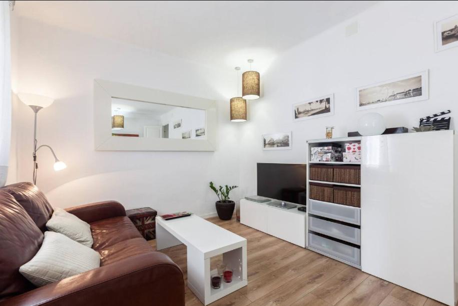 P2VIL475 Modern & Cozy Apartment Poble Sec 1 P2VIL475 Modern & Cozy Apartment Poble Sec