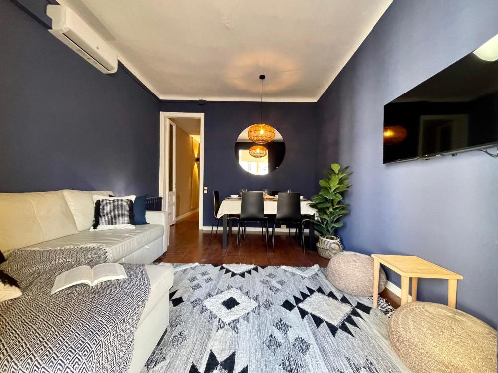 Renovated 4BD in Sagrada Familia! 4 Renovated 4BD in Sagrada Familia!