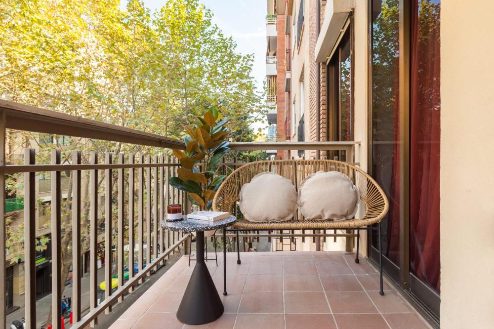 Sagrada Familia- Fantastic Bold Catalan 3 Bedroom Balcony 1 Sagrada Familia- Fantastic Bold Catalan 3 Bedroom Balcony