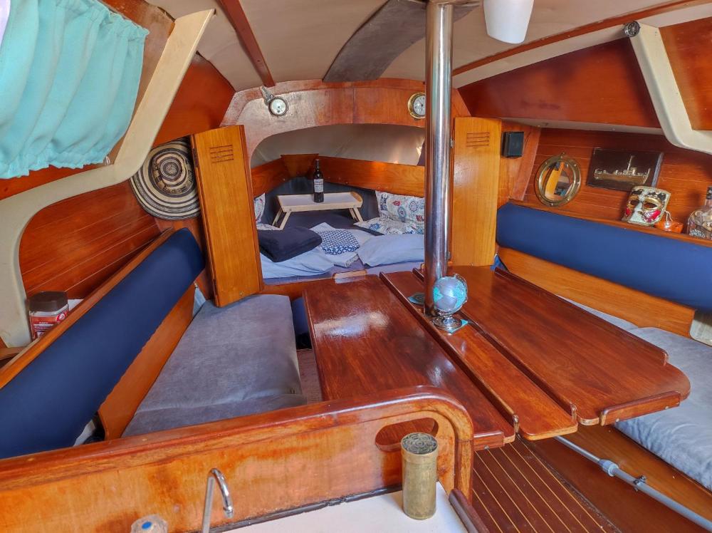 Sleep on a Sailing Boat Barcelona 2 Sleep on a Sailing Boat Barcelona