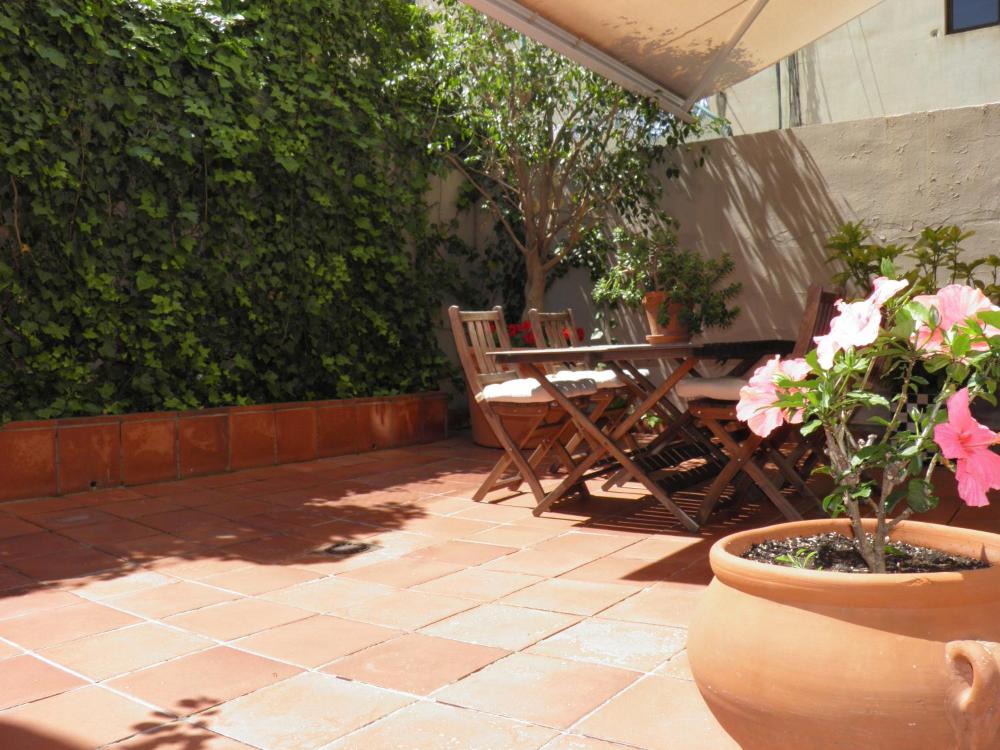 Suitur Courtyard Apartment 3 Suitur Courtyard Apartment