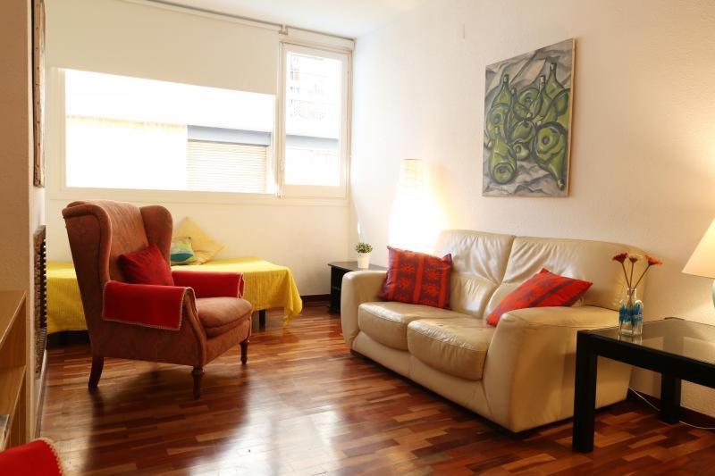 Sweet BCN Three Bedroom Apartment 2 Sweet BCN Three Bedroom Apartment